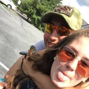 Meet your Posher, Victoria